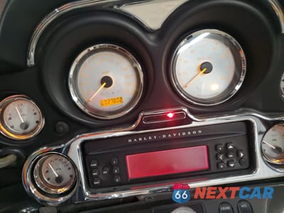 Zdjęcie 7 z 9 samochodu: 2008 HARLEY-DAVIDSON FLHX VIN:1HD1KB4378Y669277 - miniatura