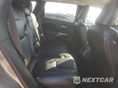 Zdjęcie 11 z 14 samochodu: 2017 JEEP CHEROKEE LATITUDE VIN:1C4PJLCS2HW640147 - miniatura