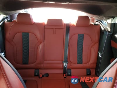 Zdjęcie 10 z 15 samochodu: 2022 BMW X6 M VIN:5YMCY0C04N9K70845 - miniatura