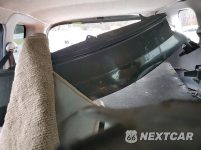 Zdjęcie 10 z 14 samochodu: 2005 TOYOTA SCION XB VIN:JTLKT324X50178625 - miniatura