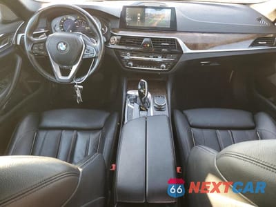 Zdjęcie 8 z 12 samochodu: 2019 BMW 540 XI VIN:WBAJE7C50KWW10869 - miniatura