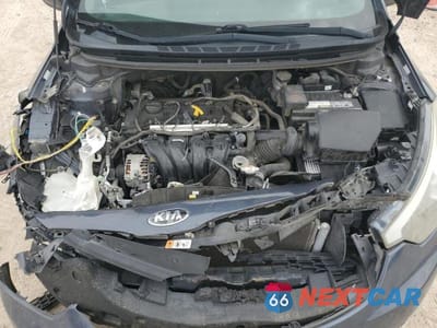 Zdjęcie 11 z 13 samochodu: 2015 KIA FORTE LX VIN:KNAFX4A68F5417150 - miniatura