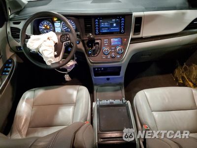 Zdjęcie 8 z 14 samochodu: 2018 TOYOTA SIENNA XLE VIN:5TDYZ3DCXJS912261 - miniatura