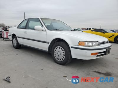 Czwarte zdjęcie samochodu z boku: 1992 HONDA ACCORD LX VIN:1HGCB7257NA062569 - miniatura