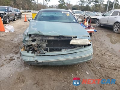 Piąte zdjęcie samochodu w środku: 1997 FORD CROWN VICTORIA VIN:2FALP73W7VX123830 - miniatura