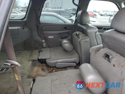 Zdjęcie 11 z 13 samochodu: 2004 CADILLAC ESCALADE VIN:1GYEK63N84R108839 - miniatura