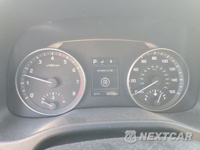 Zdjęcie 9 z 15 samochodu: 2017 HYUNDAI ELANTRA SE VIN:5NPD84LF7HH035909 - miniatura