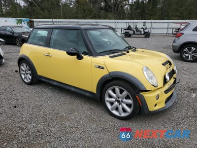 Czwarte zdjęcie samochodu z boku: 2002 MINI COOPER S VIN:WMWRE33412TD54930 - miniatura