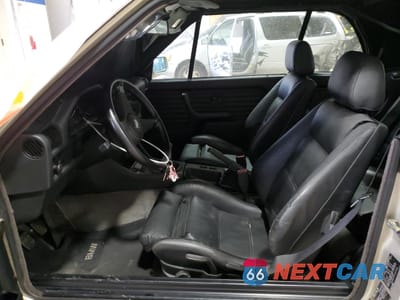 Zdjęcie 7 z 14 samochodu: 1987 BMW 325 I VIN:WBABB1307H8270504 - miniatura