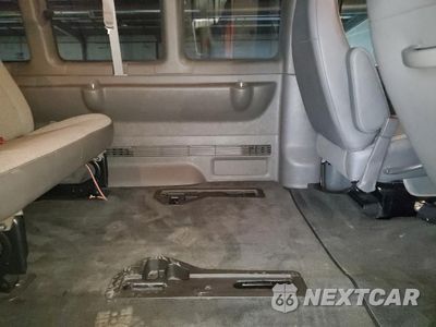 Zdjęcie 11 z 15 samochodu: 2015 GMC SAVANA G3500 LT VIN:1GJZ7YFL4F1257404 - miniatura