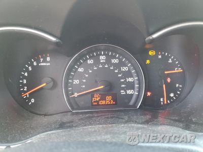 Zdjęcie 9 z 13 samochodu: 2014 KIA SORENTO LX VIN:5XYKT4A67EG514357 - miniatura