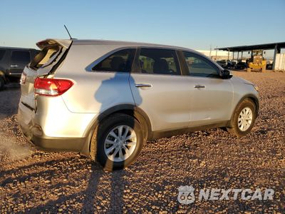 Trzecie zdjęcie samochodu z tyłu: 2016 KIA SORENTO LX VIN:5XYPG4A32GG164140 - miniatura