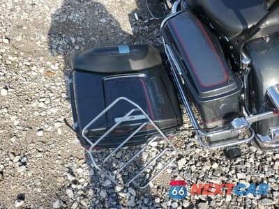Zdjęcie 9 z 10 samochodu: 2008 HARLEY-DAVIDSON FLHTCUI VIN:1HD1FC4128Y658311 - miniatura