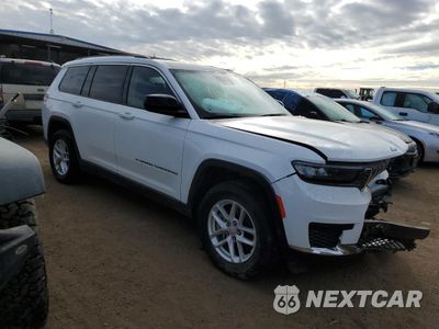Czwarte zdjęcie samochodu z boku: 2023 JEEP GRAND CHEROKEE L LAREDO VIN:1C4RJKAG2P8776623 - miniatura
