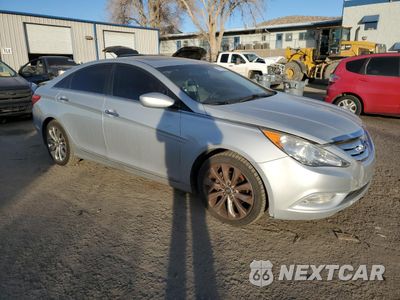 Czwarte zdjęcie samochodu z boku: 2012 HYUNDAI SONATA SE VIN:5NPEC4AB3CH457168 - miniatura