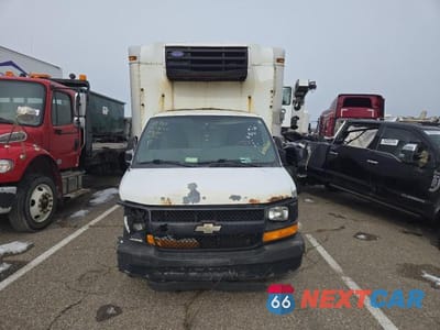Piąte zdjęcie samochodu w środku: 2012 CHEVROLET EXPRESS G4500 VIN:1GB6G5BG9C1182992 - miniatura