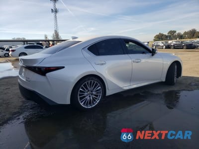 Trzecie zdjęcie samochodu z tyłu: 2024 LEXUS IS 300 VIN:JTHD81F2XR5052873 - miniatura