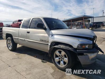 Czwarte zdjęcie samochodu z boku: 1999 DODGE RAM 1500 VIN:3B7HC12Y0XG138274 - miniatura