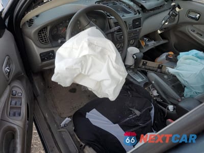 Zdjęcie 8 z 13 samochodu: 2002 NISSAN SENTRA GXE VIN:3N1CB51A72L550753 - miniatura