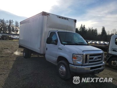 Czwarte zdjęcie samochodu z boku: 2017 FORD ECONOLINE E450 SUPER DUTY CUTAWAY VAN VIN:1FDXE4FS5HDC56098 - miniatura