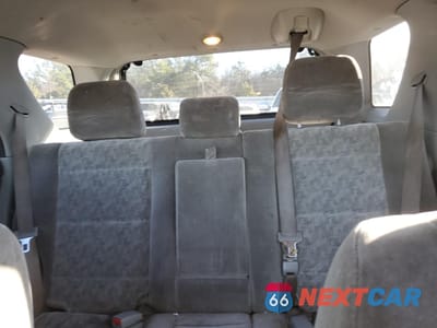 Zdjęcie 10 z 15 samochodu: 2008 KIA SORENTO EX VIN:KNDJD735X85809464 - miniatura