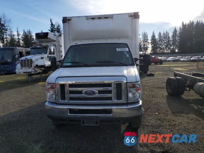Piąte zdjęcie samochodu w środku: 2017 FORD ECONOLINE E450 SUPER DUTY CUTAWAY VAN VIN:1FDXE4FS5HDC56098 - miniatura