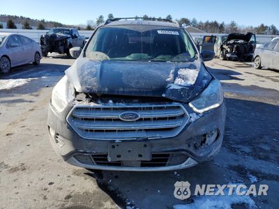 Piąte zdjęcie samochodu w środku: 2019 FORD ESCAPE SEL VIN:1FMCU9HD2KUB41818 - miniatura