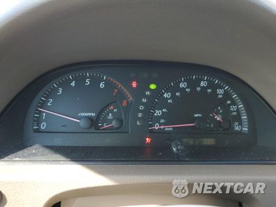 Zdjęcie 9 z 12 samochodu: 2004 TOYOTA CAMRY LE VIN:JTDBE32K940257058 - miniatura