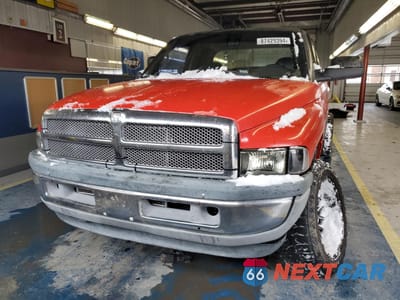 Piąte zdjęcie samochodu w środku: 1999 DODGE RAM 2500 VIN:1B7KF2368XJ534984 - miniatura