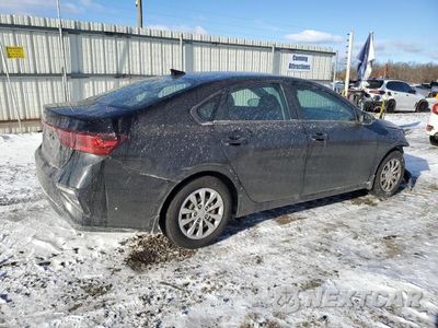 Trzecie zdjęcie samochodu z tyłu: 2019 KIA FORTE FE VIN:3KPF24AD1KE093067 - miniatura