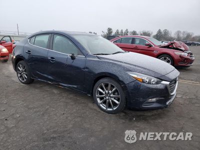 Czwarte zdjęcie samochodu z boku: 2018 MAZDA 3 TOURING VIN:3MZBN1V38JM199832 - miniatura