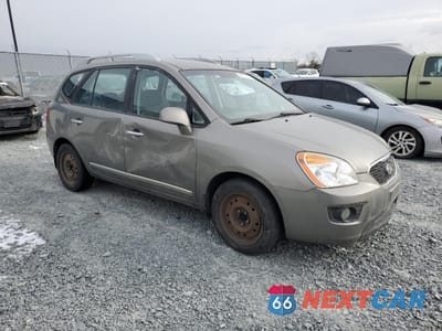 Czwarte zdjęcie samochodu z boku: 2012 KIA RONDO VIN:KNAHH8A88C7405353 - miniatura