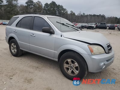 Czwarte zdjęcie samochodu z boku: 2005 KIA SORENTO EX VIN:KNDJC733155457095 - miniatura