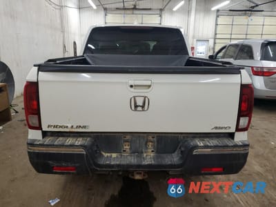 Zdjęcie 6 z 15 samochodu: 2018 HONDA RIDGELINE RTL VIN:5FPYK3F67JB008116 - miniatura