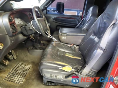 Zdjęcie 7 z 14 samochodu: 1999 DODGE RAM 2500 VIN:1B7KF2368XJ534984 - miniatura