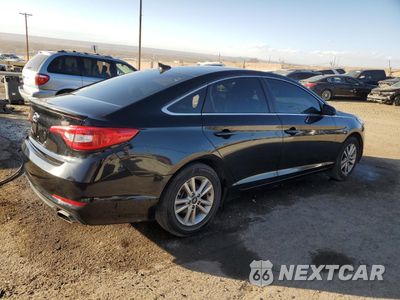 Trzecie zdjęcie samochodu z tyłu: 2017 HYUNDAI SONATA SE VIN:5NPE24AF1HH582005 - miniatura