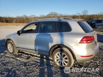 Drugie zdjęcie samochodu z przodu: 2012 VOLKSWAGEN TOUAREG V6 TDI VIN:WVGEK9BP2CD012187 - miniatura