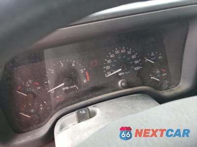 Zdjęcie 9 z 15 samochodu: 1999 JEEP WRANGLER / TJ SE VIN:1J4FY29PXXP482454 - miniatura