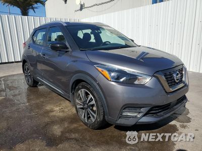 Czwarte zdjęcie samochodu z boku: 2020 NISSAN KICKS SR VIN:3N1CP5DV7LL531945 - miniatura