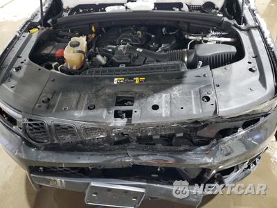 Zdjęcie 13 z 15 samochodu: 2023 JEEP GRAND CHEROKEE L LAREDO VIN:1C4RJKAG8P8810127 - miniatura