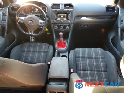 Zdjęcie 8 z 13 samochodu: 2011 VOLKSWAGEN GTI VIN:WVWGV7AJ2BW261887 - miniatura
