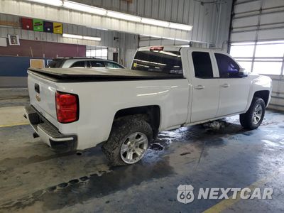 Trzecie zdjęcie samochodu z tyłu: 2016 CHEVROLET SILVERADO K1500 LT VIN:1GCVKREC1GZ402929 - miniatura