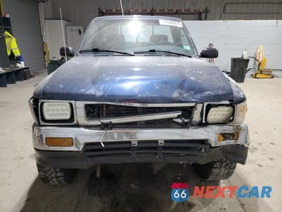 Piąte zdjęcie samochodu w środku: 1994 TOYOTA PICKUP 1/2 TON SHORT WHEELBASE DX VIN:4TARN01P3RZ278626 - miniatura
