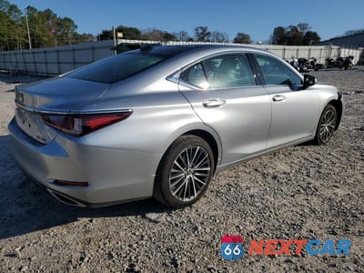 Trzecie zdjęcie samochodu z tyłu: 2022 LEXUS ES 350 BASE VIN:58ADZ1B18NU135301 - miniatura