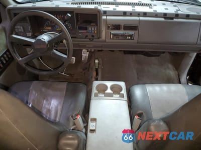 Zdjęcie 8 z 12 samochodu: 1992 CHEVROLET GMT-400 K2500 VIN:2GCFK29K8N1210667 - miniatura