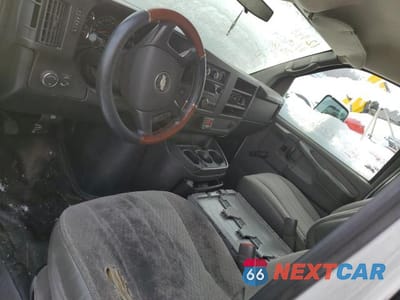 Zdjęcie 8 z 12 samochodu: 2012 CHEVROLET EXPRESS G4500 VIN:1GB6G5BG9C1182992 - miniatura