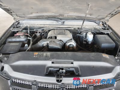 Zdjęcie 13 z 15 samochodu: 2011 CADILLAC ESCALADE VIN:1GYS4AEF1BR380734 - miniatura