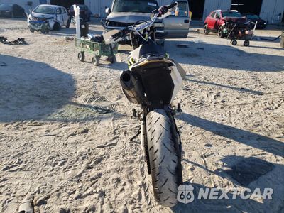 Czwarte zdjęcie samochodu z boku: 2018 HUSQVARNA SUPERMOTO 701 VIN:VBKUSV406JM714839 - miniatura