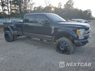 Czwarte zdjęcie samochodu z boku: 2017 FORD F350 SUPER DUTY VIN:1FT8W3DT5HEE81305 - miniatura