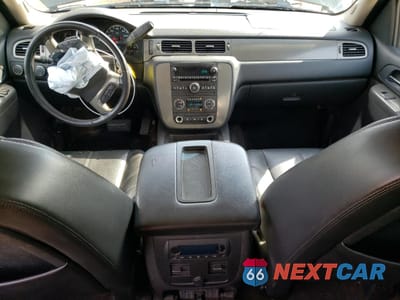 Zdjęcie 8 z 15 samochodu: 2010 CHEVROLET AVALANCHE LT VIN:3GNVKFE00AG292958 - miniatura